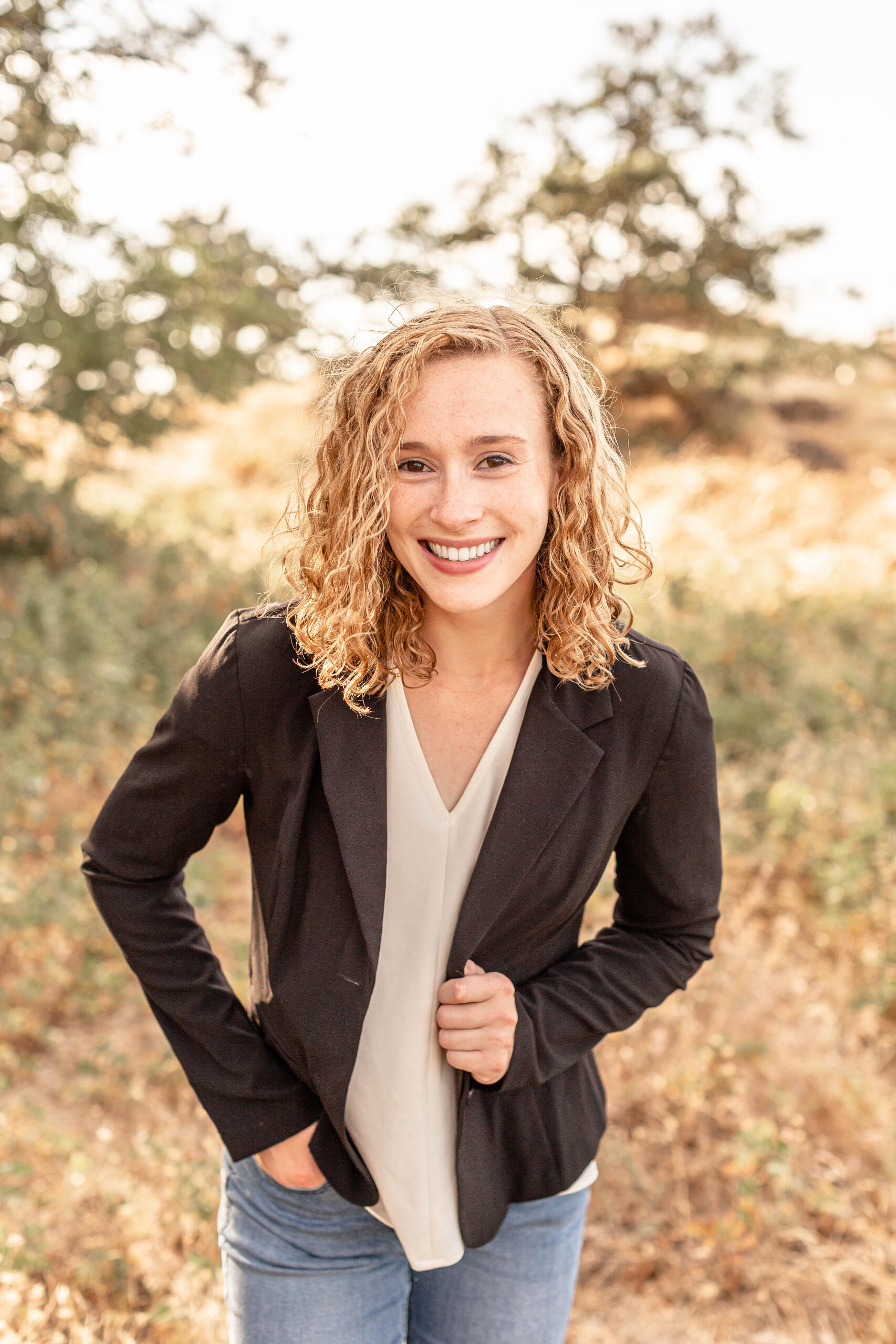 Headshot of Jessi Beyer